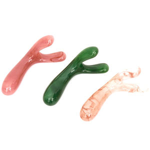 Gran oferta, raspador gua sha de resina respetuoso con el medio ambiente, herramienta de masaje de piernas y cabeza de nariz facial de plástico gua sha - Product Image 1