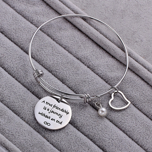 Brazalete de alambre retráctil de acero inoxidable pulsera de genealogía grabada con "Siempre sé <span class=keywords><strong>mi</strong></span> hija siempre será <span class=keywords><strong>mi</strong></span> amiga" - Product Image 4