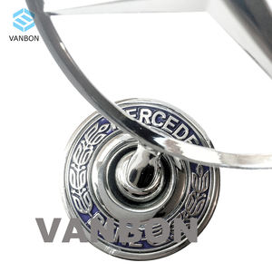 Étoile de <span class=keywords><strong>Capot</strong></span> Avant Montée Blason Ornement Référence 2218800086 A2108800186 pour <span class=keywords><strong>Mercedes</strong></span> Benz W210 W202 W203 C200 W211 - Product Image 2