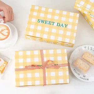 DIY UniqueDelicate parti hediye kutuları eko hava geçirmez karton katlama muffin davranır tatlı kutu ambalaj Logo ile