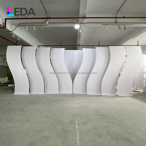 อุปกรณ์ตกแต่งโรงงาน Lida ดอกไม้สีขาวอุปกรณ์ประกอบฉากงานแต่งงานฉากหลังเทียมสำหรับงานแต่งงาน - Product Image 4