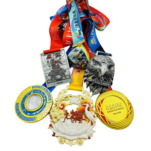 Medaglia Personalizzata in Lega di Zinco Placcata Argento per Sfida Virtuale Ispirata a 'L'Anello del Signore' con 'L'Occhio di Sauron' - Product Image 6