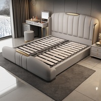 Lit double en bois massif de luxe léger en cuir de luxe Ensemble de meubles de chambre à coucher avec dossier rembourré