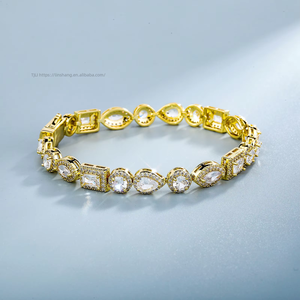 เครื่องประดับระดับไฮเอนด์หรูหราด้วยเหล็กเคลือบทองดีไซน์ยุโรปแบบทันสมัย - Product Image 1