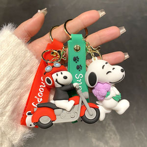 Porte-clés pendentif <span class=keywords><strong>Snoopy</strong></span> des Trois Générations 2026, figurine mignonne de chiot pour couple, cadeau pour sac, vente en gros - Product Image 2
