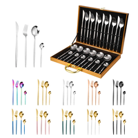 Ensemble de couverts en acier inoxydable de style européen, 24 pièces, finition miroir, comprenant fourchette, cuillère, couteau (doré)