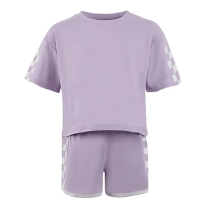 Set Estivo Casual per Bambine, Completo 2 Pezzi con Top Corto e Pantaloncini, Set in Morbido Cotone per Bambini, Ideale per Sport e Picnic - Product Image 1