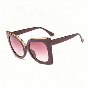 Vente en gros de lunettes de soleil vintage de haute qualité, grandes montures, style œil de chat, UV400, surdimensionnées, pour femmes, 2021 - Product Image 5