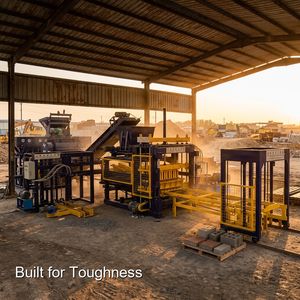 Produisez des pavés routiers de haute qualité avec la machine à fabriquer des blocs de béton multifonctionnelle HF Machinery QT5-15 et son système de moules. - Product Image 1