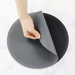 Heat-Resistant Silicone Coaster Round Honeycomb Placemat for <b>Kitchen</b> Table Anti-hot <b>Drying</b> <b>Mat</b> for Home Use - Product Image 3