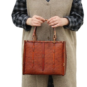 Three Guns Bamboo Woven Bag Women Retro Red Square Tea Ceremony Storage Handbag Durable Chinese Style Cheongsam Matching Bag - Product Image 5