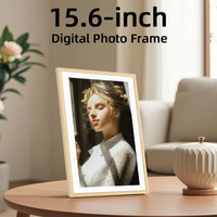 Marco de Fotos Digital HD de 15.6 Pulgadas con Pantalla Táctil IPS y WiFi, Compatible con MP4/MP3, Decoración del Hogar y Montaje en Pared