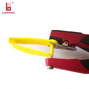 Étiquette auriculaire unique UHF 860-960 MHz <span class=keywords><strong>CMA</strong></span> 143 mm pour le suivi des moutons, des chèvres et des berceaux en élevage - Product Image 2