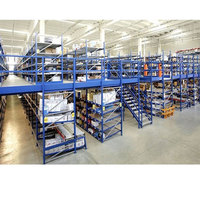 Entrepôt préfabriqué en acier avec unité d'étagères réglables, plateforme de mezzanine, plancher de mezzanine soutenu par des rayonnages