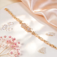 Set Gelang Wanita Dubai Lapis Emas 18K Motif Hati Daun Mikro Pave Cubic Zirconia Rantai Gelang Pernikahan Perhiasan Tangan Pengantin