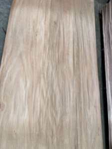 Natural <strong>Red</strong> <strong>Olive</strong> <strong>Veneer</strong> Plywood 4x7-5x10ft Industrial Durable &amp; Eco-Friendly Thickness 0.3-2mm - Product Image 3