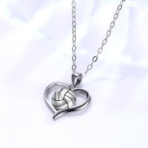 Nouveau <span class=keywords><strong>Collier</strong></span> Pendentif Cœur de Volleyball en Alliage de Cuivre Blanc avec Diamant, Accessoire Sportif Simple - Product Image 3