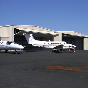 Durable Prefabricated Metal Hangar Building Customized Size for Private Airports &amp; <strong>Airbases</strong> 50-Year Structural Life - Product Image 1