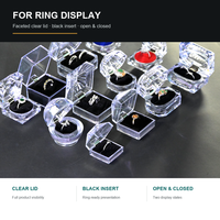 Transparente Acryl-Ringbox 48x48x48mm Facettierte Schmuck-Geschenkbox Großhandel für Verlobungsringe Ladenausstattung