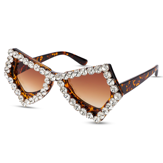 New Irregular Diamond-set Sunglasses Advanced Sense of Light Luxury butterfly Sunglasses Party Party Glasses 2330