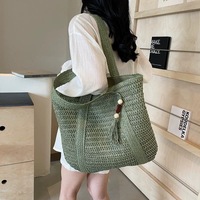 Sac de plage à bandoulière en paille tendance, en tissu tressé avec pompon et fermeture éclair, grand cabas tissé avec doublure en polyester