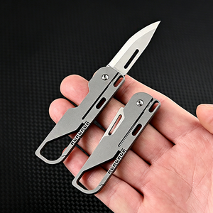 Couteau de poche pliant en acier D2 à lame tranchante, alliage de titane, motif sculpté rétro, mini-couteau EDC pour déballer les colis - Product Image 1