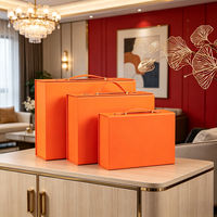 Coffret cadeau orange personnalisé avec poignées en PU, boîtes rigides multi-tailles OEM ODM pour emballage et cadeaux de luxe