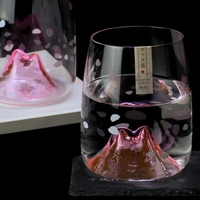 Verre à whisky/brandy artisanal japonais en cristal, motif montagne d'automne et fleurs de cerisier, blanc, 280 ml, pour les affaires