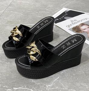 <span class=keywords><strong>Ciabatte</strong></span> <span class=keywords><strong>con</strong></span> Zeppa Spessa da Donna, Sandali Estivi alla Moda per Esterno <span class=keywords><strong>con</strong></span> <span class=keywords><strong>Catene</strong></span> - Product Image 3