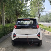 Véhicule à énergie nouvelle à quatre roues, personnalisable avec conduite à droite