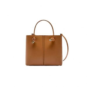 Wholesale Personalized PU Leather Vintage Embossed Korean Black Colour Female Ladies Cute <b>Hand</b> <b>Bags</b> on Whole Price - Product Image 4