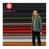 Prix usine 100% Polyester 120gsm 75D Twist Mémoire PU Tissu Imperméable pour Filles Vêtement Doudoune