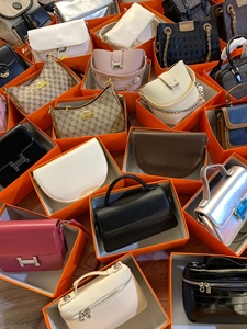 Vendita all'ingrosso di borse di marca stampate alla <span class=keywords><strong>moda</strong></span> mista da donna di alta qualità da parte dei produttori spedizione casuale di inventario - Product Image 2