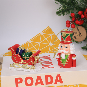 Adorno <span class=keywords><strong>Navideño</strong></span> <span class=keywords><strong>de</strong></span> Resina Cascanueces con Trineo, Árbol y Bastón <span class=keywords><strong>de</strong></span> Caramelo para Decoración Navideña del Hogar, Regalo, Oferta Redeco - Product Image 3