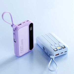 <span class=keywords><strong>Batterie</strong></span> <span class=keywords><strong>externe</strong></span> ultra-<span class=keywords><strong>portable</strong></span> 10000 mAh à charge rapide avec câbles multiples intégrés <span class=keywords><strong>pour</strong></span> téléphone <span class=keywords><strong>portable</strong></span> – Vente en gros - Product Image 2