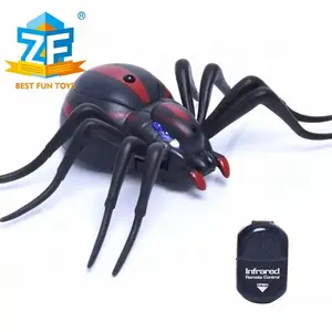 ของเล่นเด็กเล่นแมงมุมสัตว์แกล้งคนทำจากรีโมทคอนโทรลอิเล็กทรอนิกส์ควบคุมด้วยรีโมทคอนโทรล