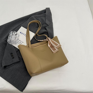 Sac à main en cuir véritable de haute qualité pour femmes, sac à bandoulière élégant avec plusieurs compartiments, idéal pour le travail - Product Image 3