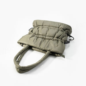 Nuevo Bolso de Mano para Mujer, Primavera, Cuero Sintético, Cierre de Cremallera, Tendencia de Moda, Forro de Poliéster, Correa Individual, Venta al Por Mayor - Product Image 6