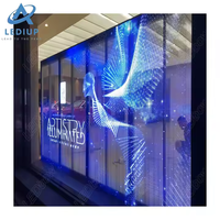 Écran publicitaire interactif LEDIUP HD LED transparent, projection holographique 3D pour affichage numérique interactif commercial