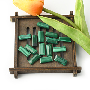 <span class=keywords><strong>Malachite</strong></span> naturale naturale rettangolare di alta qualità 3-20mm di <span class=keywords><strong>Malachite</strong></span> naturale con taglio sfaccettato - Product Image 5