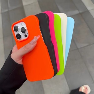 Venta caliente fundas de teléfono celular <span class=keywords><strong>funda</strong></span> de teléfono de color sólido para fundas <span class=keywords><strong>iphone</strong></span> <span class=keywords><strong>11</strong></span> 12 13 14 15 pro Max <span class=keywords><strong>funda</strong></span> de teléfono de silicona para mujer - Product Image 1