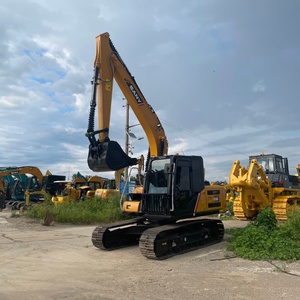 Excavadora SANY Usada al 95% Nueva, Excavadora de Segunda Mano SY135C de 13.5 Toneladas, Excavadora Mediana con Pocas Horas de Trabajo, Excavadora de Orugas con Certificación CE/EPA en Venta - Product Image 2