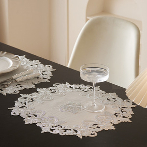 Set de table rond rétro avec bordure en dentelle, isolant thermique, pour la décoration de la salle à manger - Product Image 2