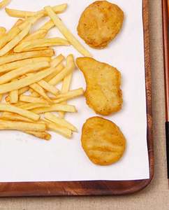 กระดาษไขกันซึมสำหรับห่ออาหารแบบม้วน ขนาด 30*30 ซม. - Product Image 4