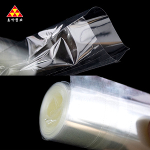 Pellicola Termoretraibile Trasparente in PVC per Alimenti Personalizzata in Rotolo per Confezionamento di Bevande e Birra - Product Image 4