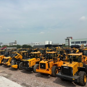 Bulldozer de cadenas Shantui SD32 amarillo, modelo 1000, maquinaria de movimiento de tierras para construcción en roca - Product Image 2