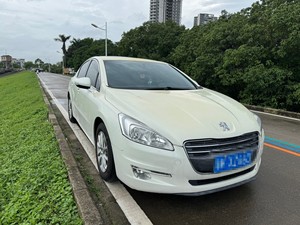 2023Volkswagen Tacqua Volkswagens Tacqua 1,2 T DSG R-Line Gasolina Coche usado VW-Tacoua 5 Asiento Pequeño SUV Vehículo de segunda mano Coche usado - Product Image 2