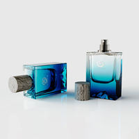 Design exclusif OEM Montagne Fond épais 50ml Flacon de parfum Vaporisateur de parfum en verre carré vide avec bouchon en bois
