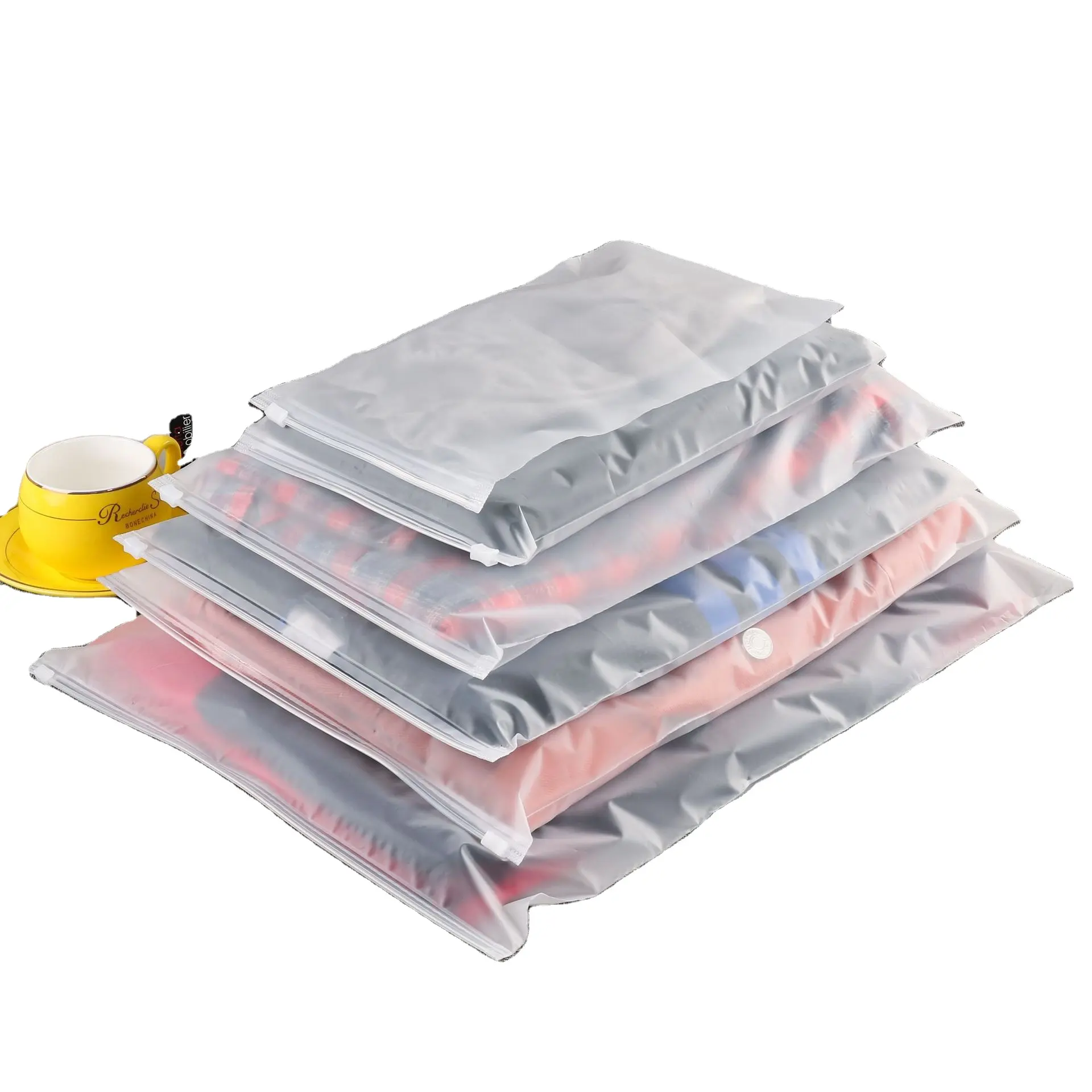 Nuevo material transparente y esmerilado tamaño completo venta al por mayor bolsas impermeables con cierre de cremallera para varios tipos de ropa