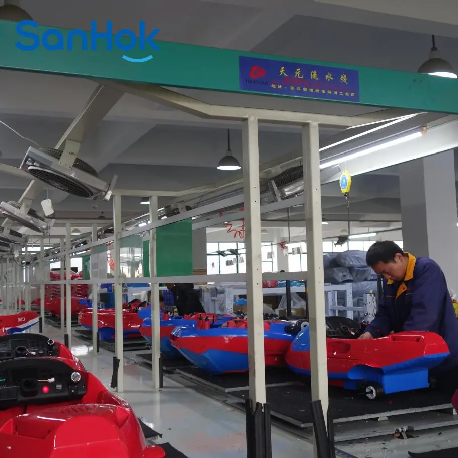 Linea di produzione di auto giocattolo di fabbrica giro elettrico sulla linea di assemblaggio di auto per bambini produttore di auto